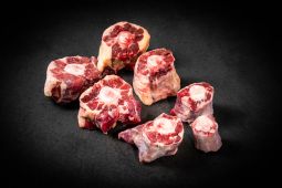 Schweizer Ochsenschwanz portioniert