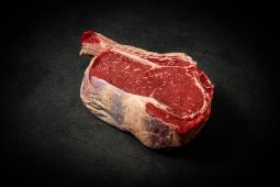 Sashi Beef striploin bone in